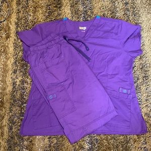 Wonder Flex XL purple scrub set 2 pieces gently worn